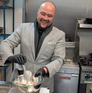 Meet your Posher, Jon